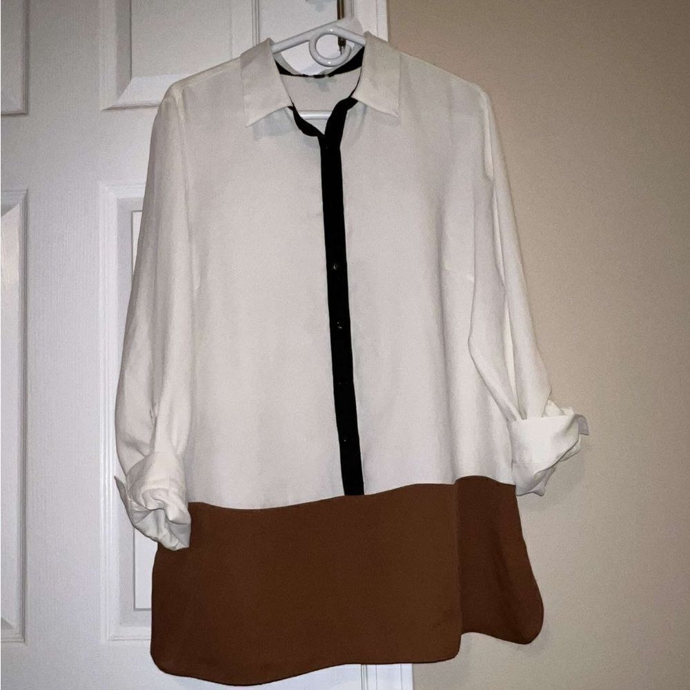 83. Talbots Cream And Tan Color Block Button Down… - image 6